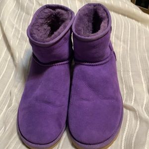 UGG purple low boots